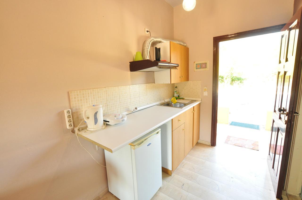 Laskaris Studios Dassiá Exteriér fotografie